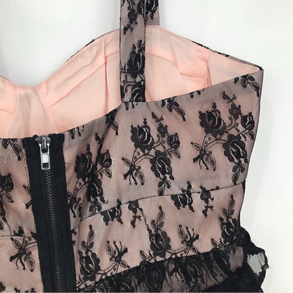 Twenty One 2000's Black Lace Romantic Ruffle Bustier Camisole Retro Tank Blouse - Picture 11 of 16